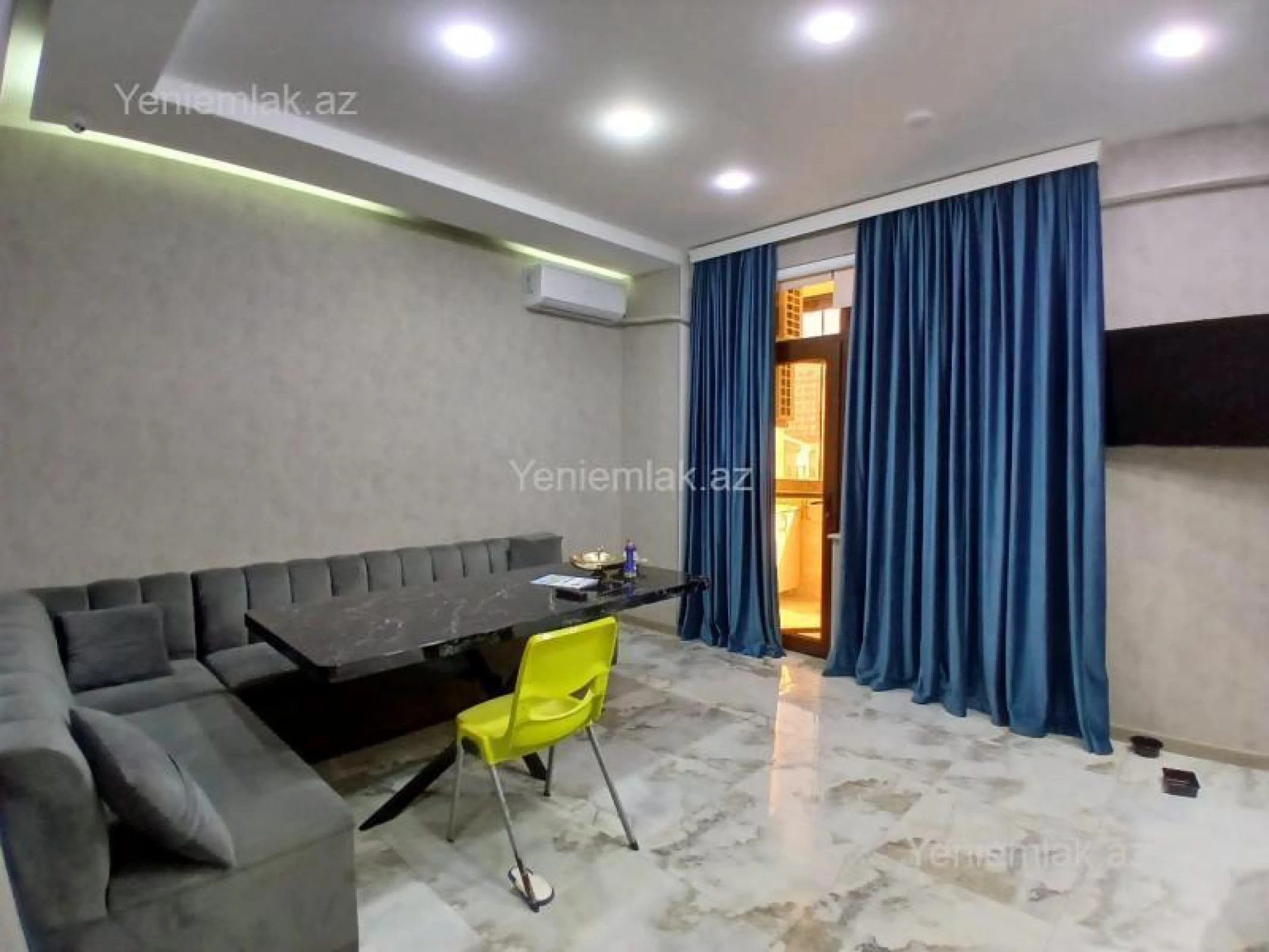 Satılır 4 otaqlı yeni tikili 240 m²
