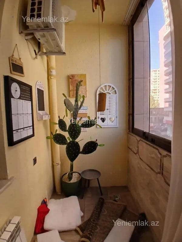 Satılır 4 otaqlı yeni tikili 240 m²