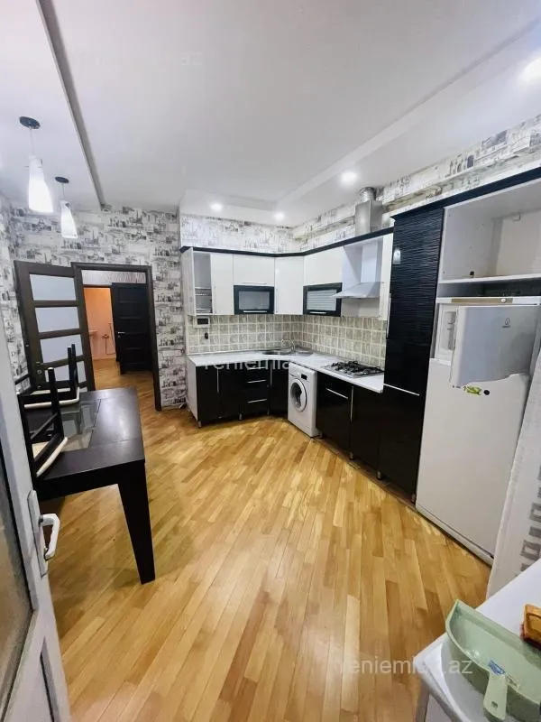 Satılır 3 otaqlı yeni tikili 122 m²