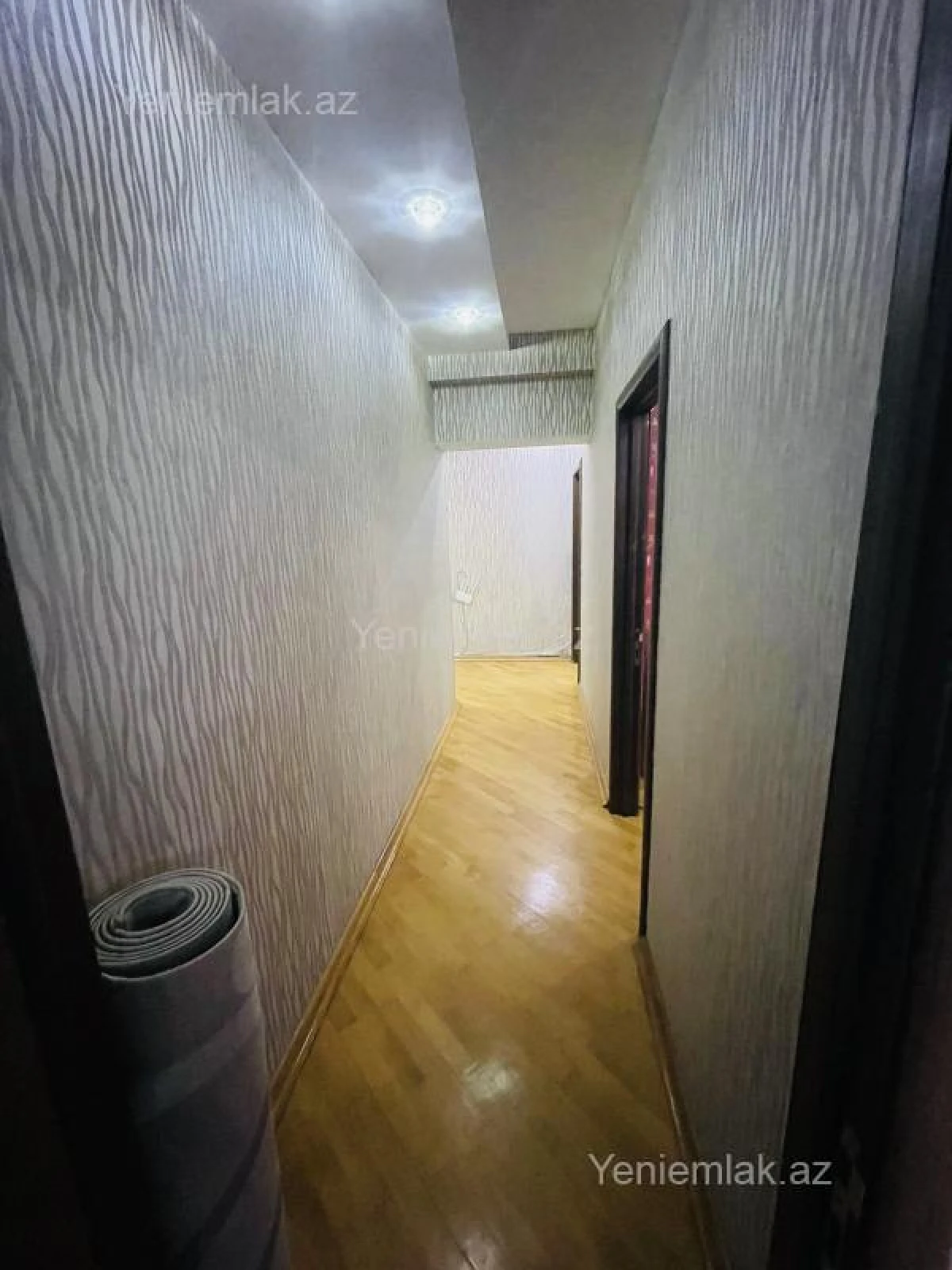 Satılır 3 otaqlı yeni tikili 122 m²