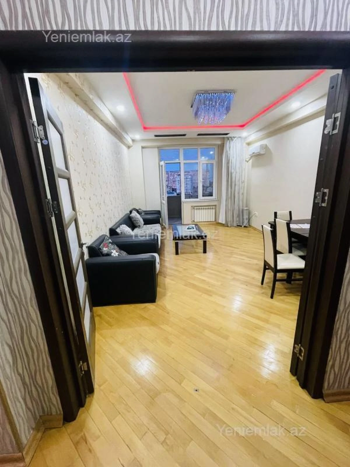 Satılır 3 otaqlı yeni tikili 122 m²
