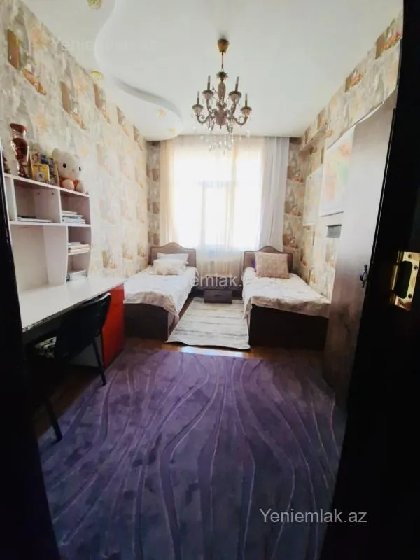 Satılır 3 otaqlı yeni tikili 120 m²