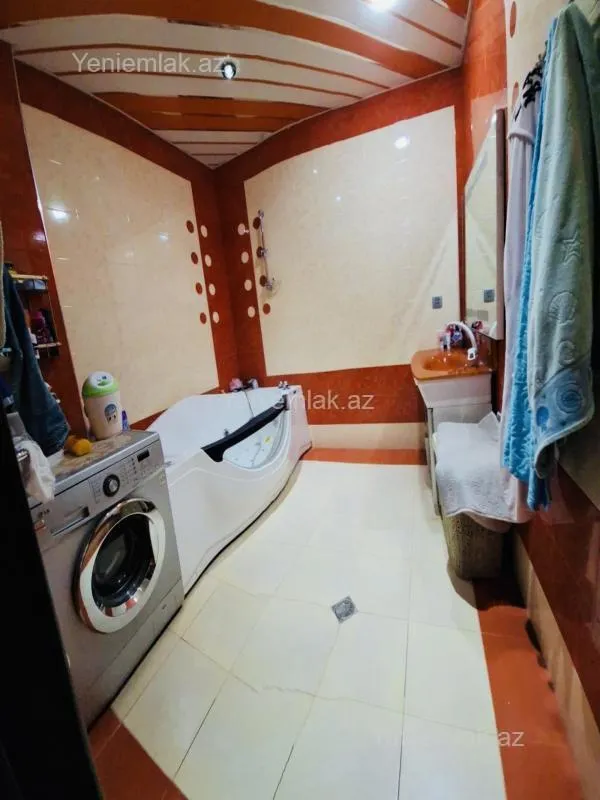 Satılır 3 otaqlı yeni tikili 120 m²