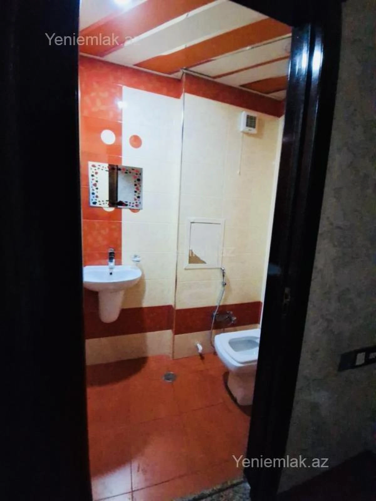 Satılır 3 otaqlı yeni tikili 120 m²