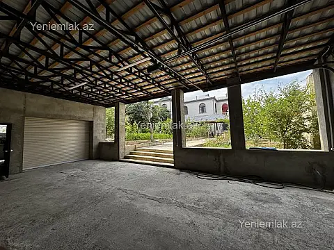 Satılır 8 otaqlı həyət evi 500 m²