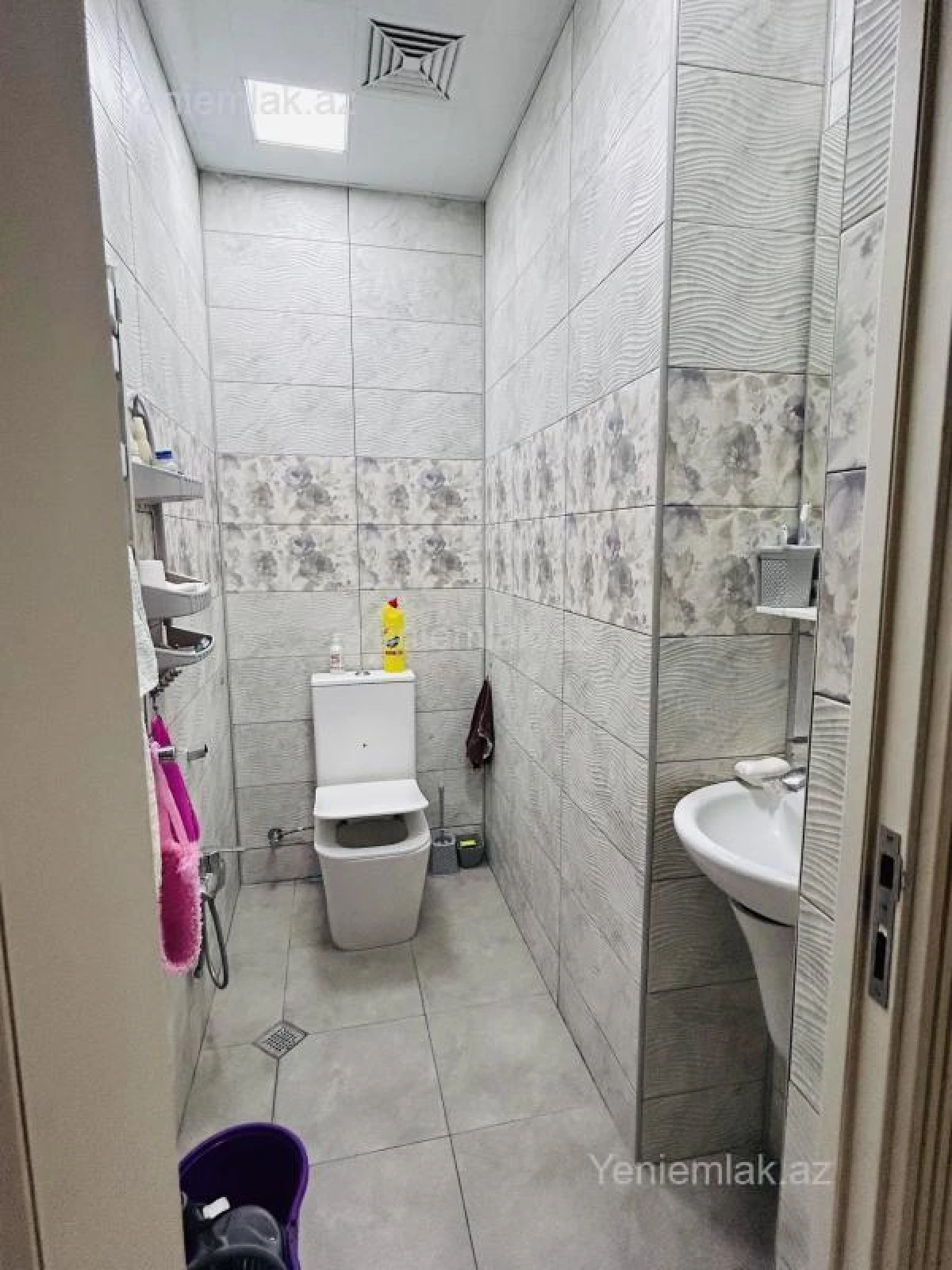 Satılır 3 otaqlı yeni tikili 135 m²