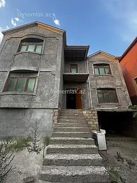 Satılır 6 otaqlı həyət evi 300 m²