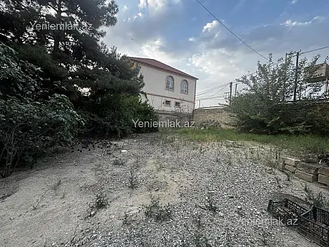 Satılır 6 otaqlı həyət evi 300 m²
