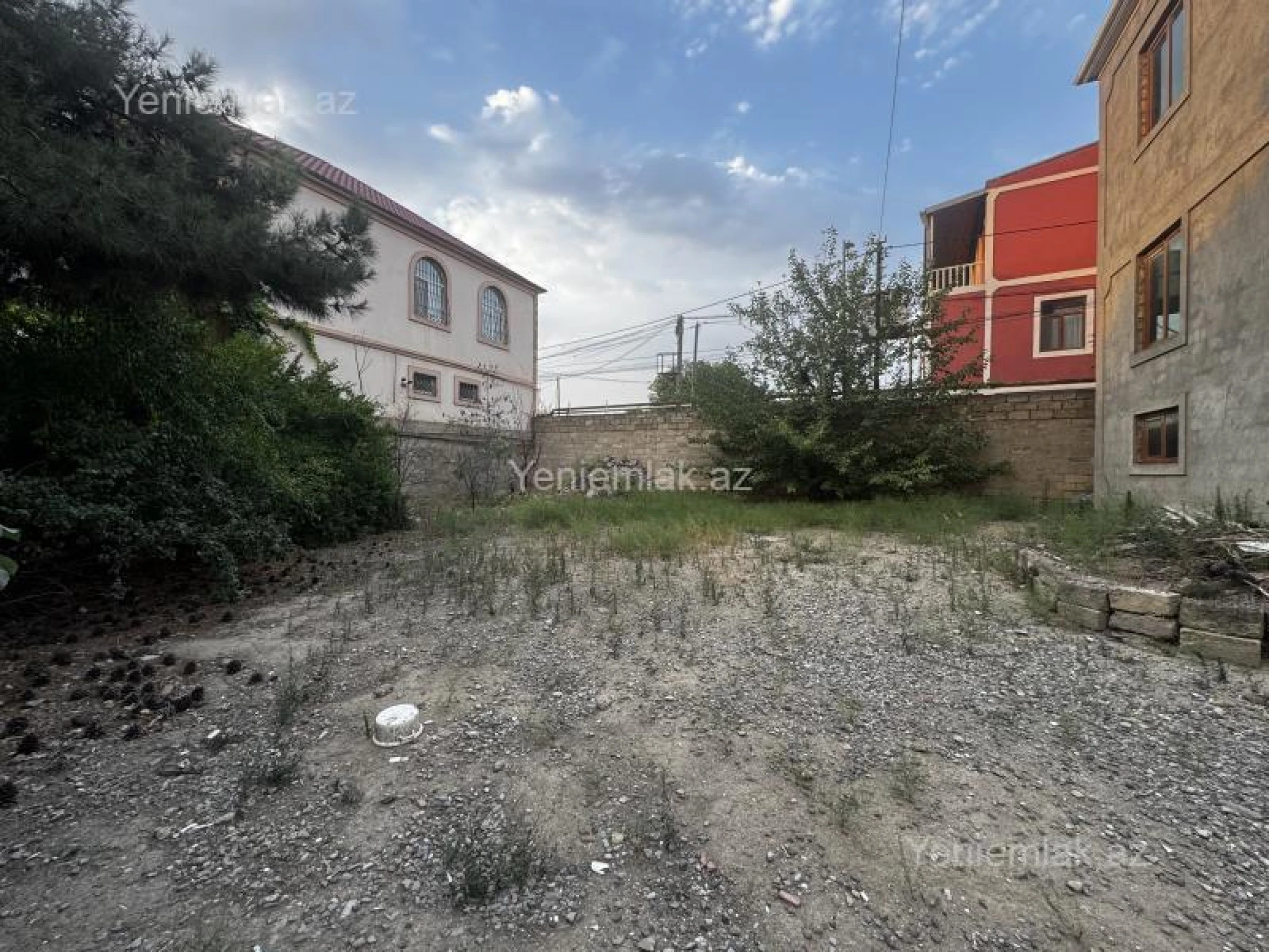 Satılır 6 otaqlı həyət evi 300 m²