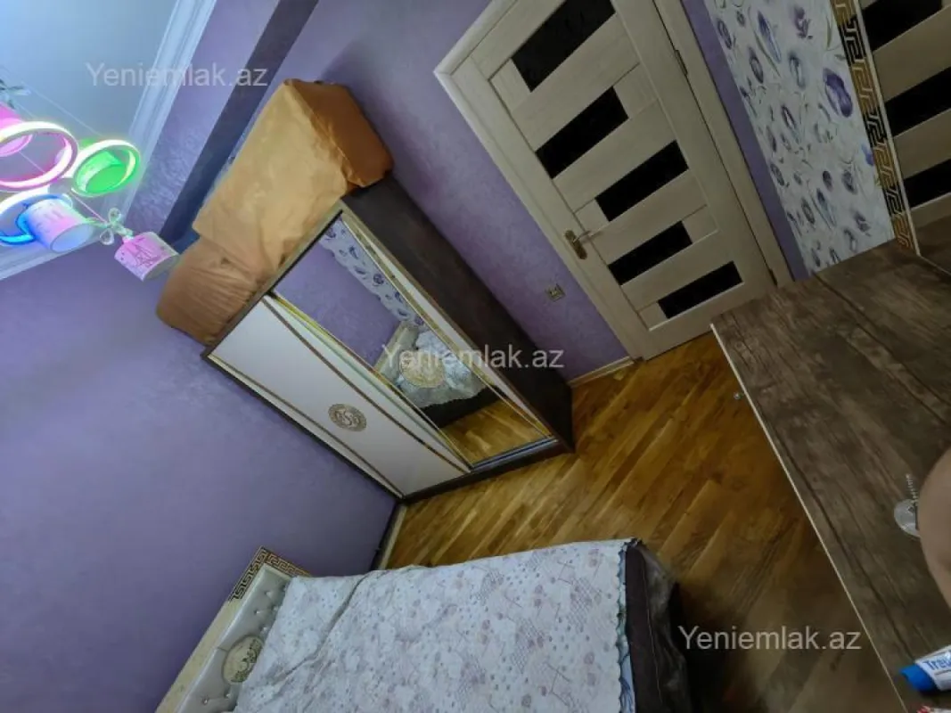 Satılır 2 otaqlı yeni tikili 75 m²