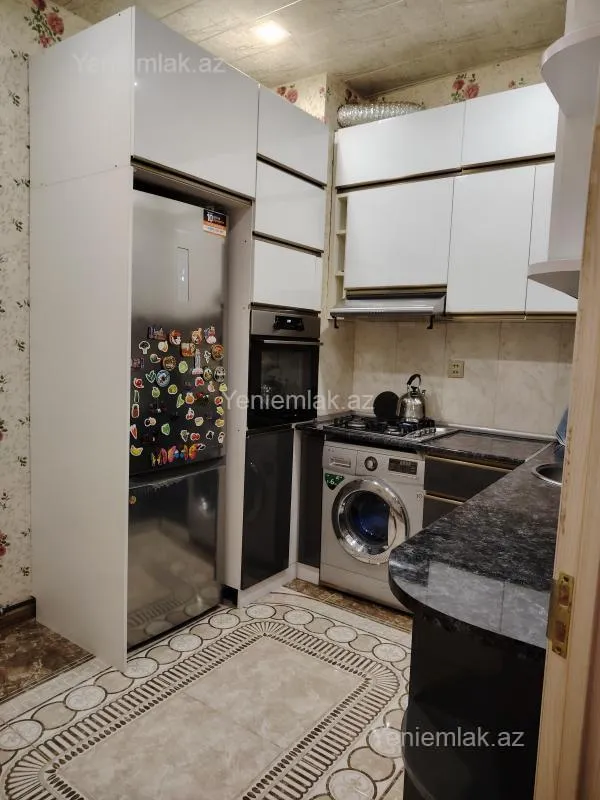 Satılır 2 otaqlı yeni tikili 75 m²