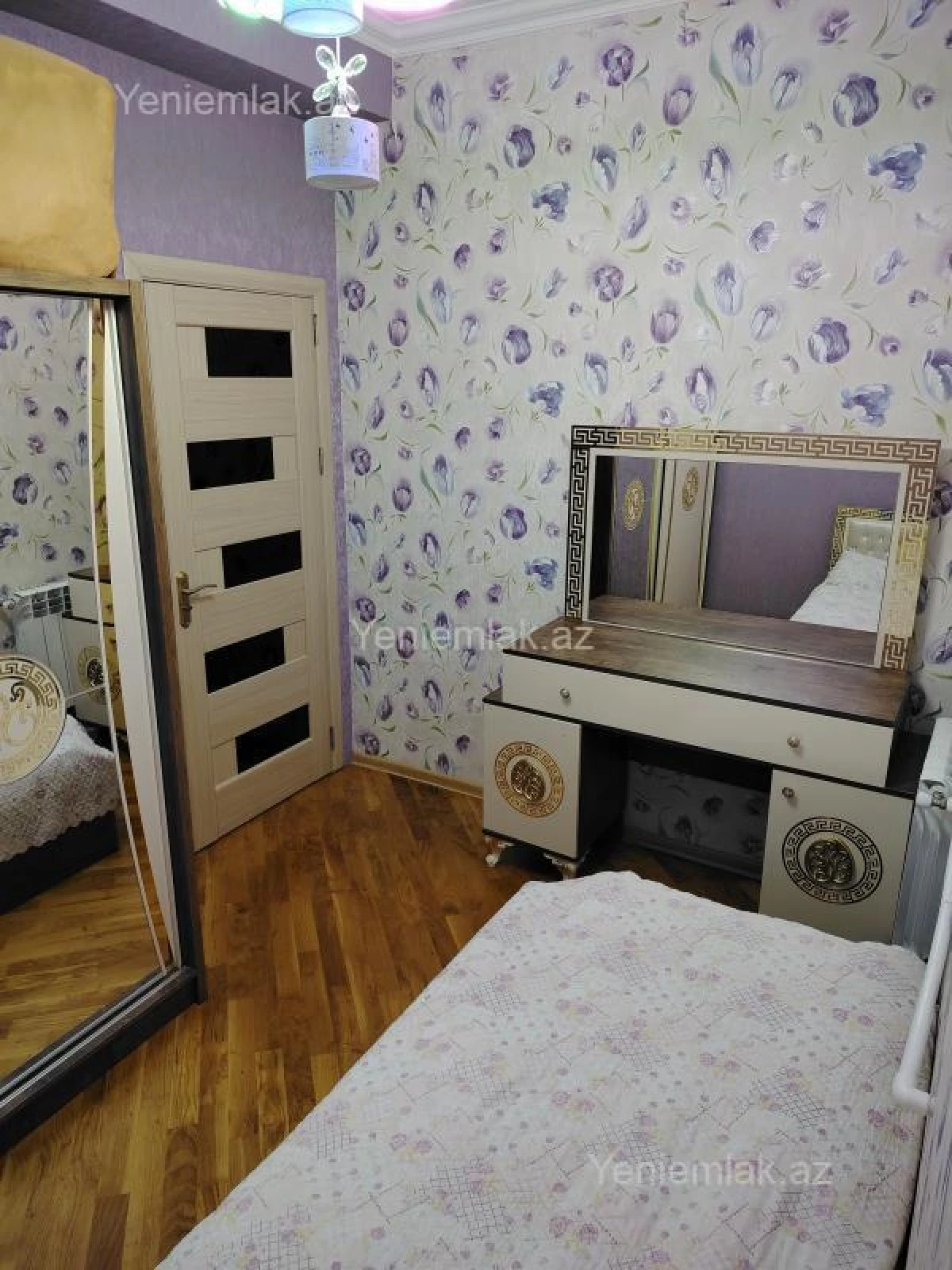 Satılır 2 otaqlı yeni tikili 75 m²