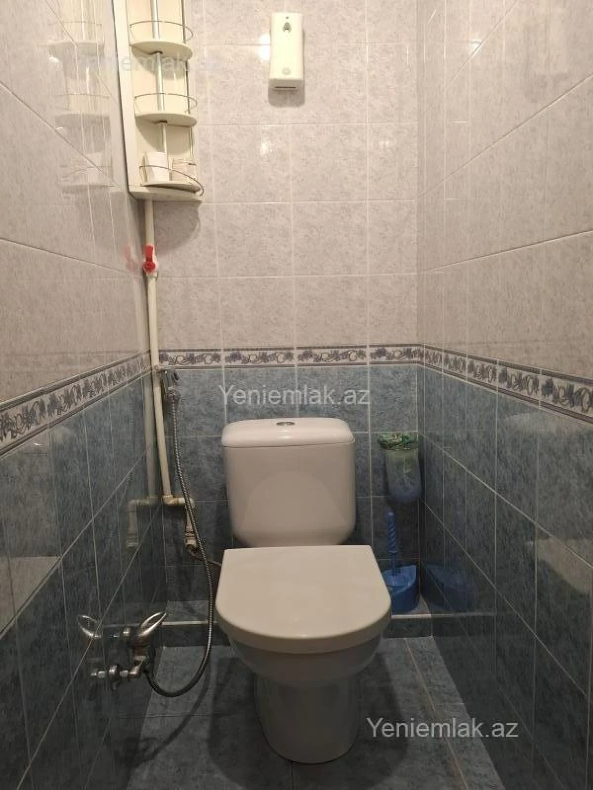 Satılır 5 otaqlı köhnə tikili 130 m²