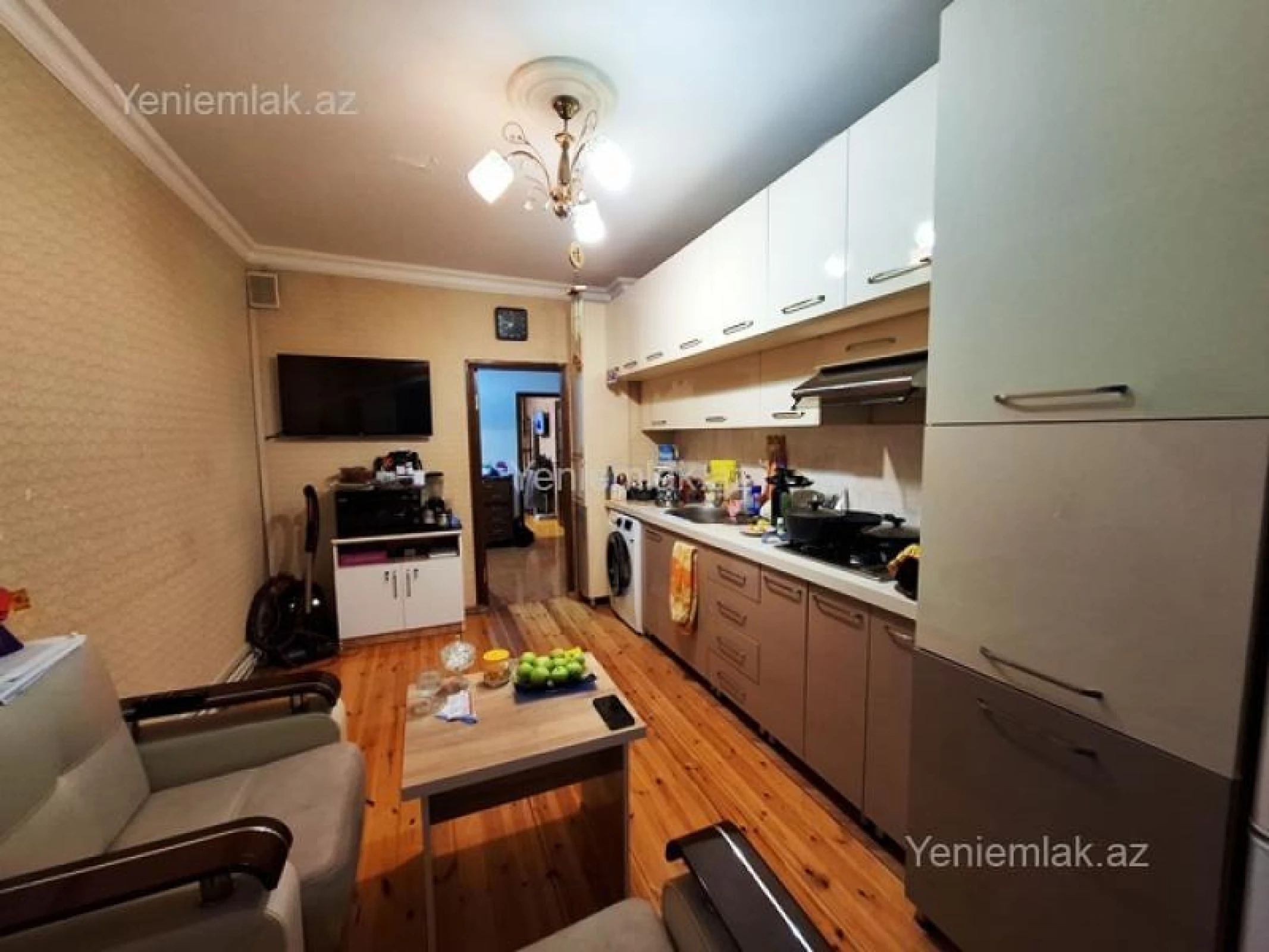 Satılır 3 otaqlı köhnə tikili 80 m²