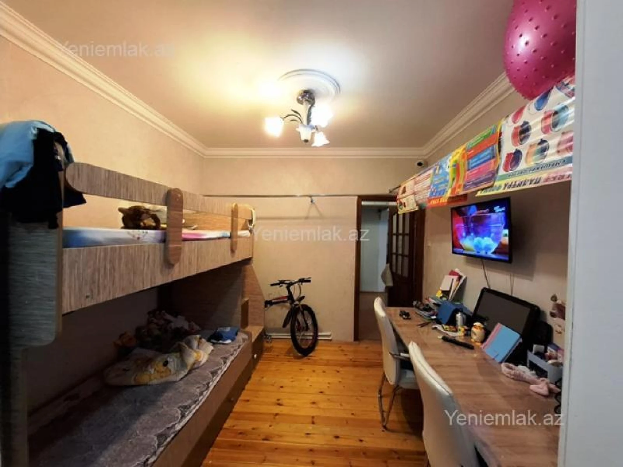Satılır 3 otaqlı köhnə tikili 80 m²