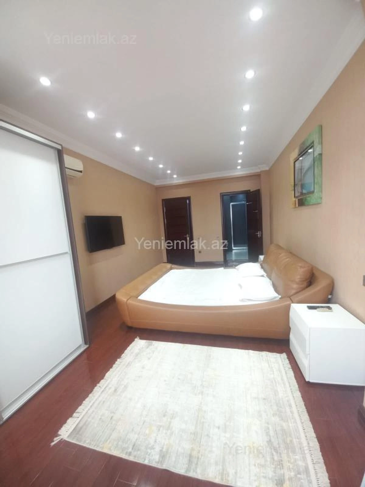 Satılır 4 otaqlı yeni tikili 172 m²