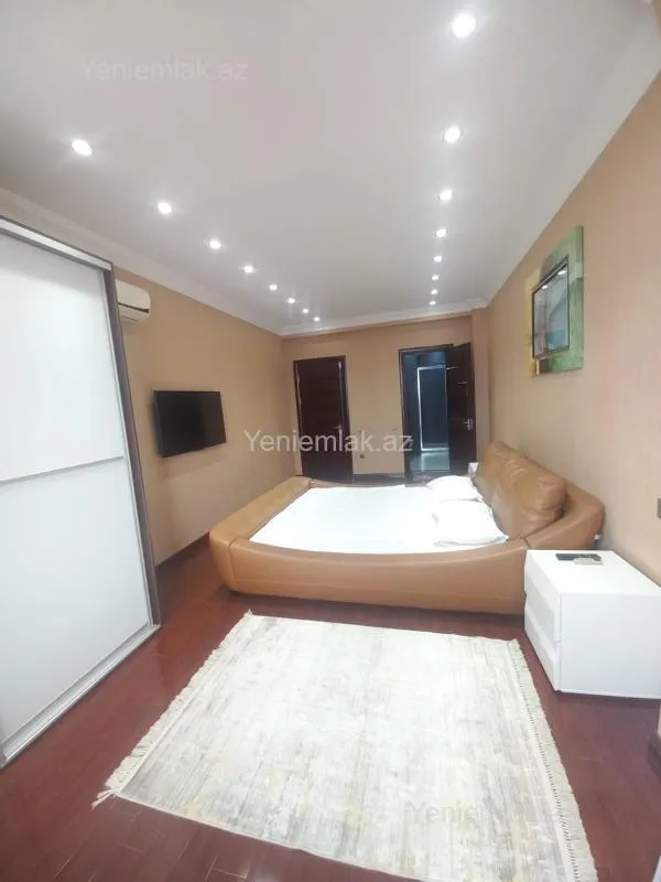 Satılır 4 otaqlı yeni tikili 172 m²