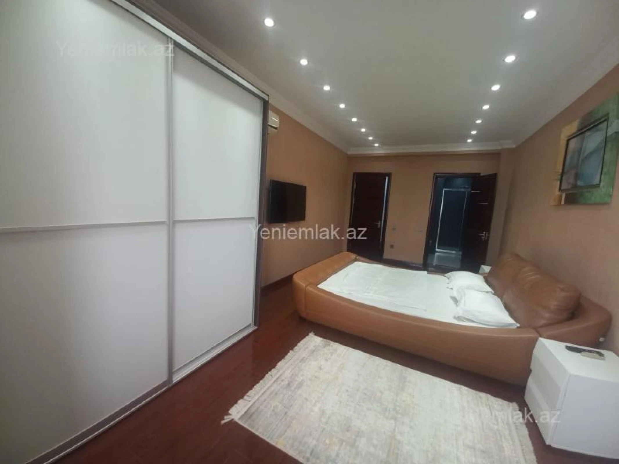 Satılır 4 otaqlı yeni tikili 172 m²