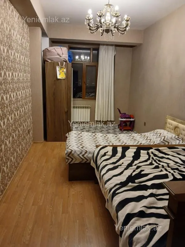 Satılır 3 otaqlı yeni tikili 82 m²