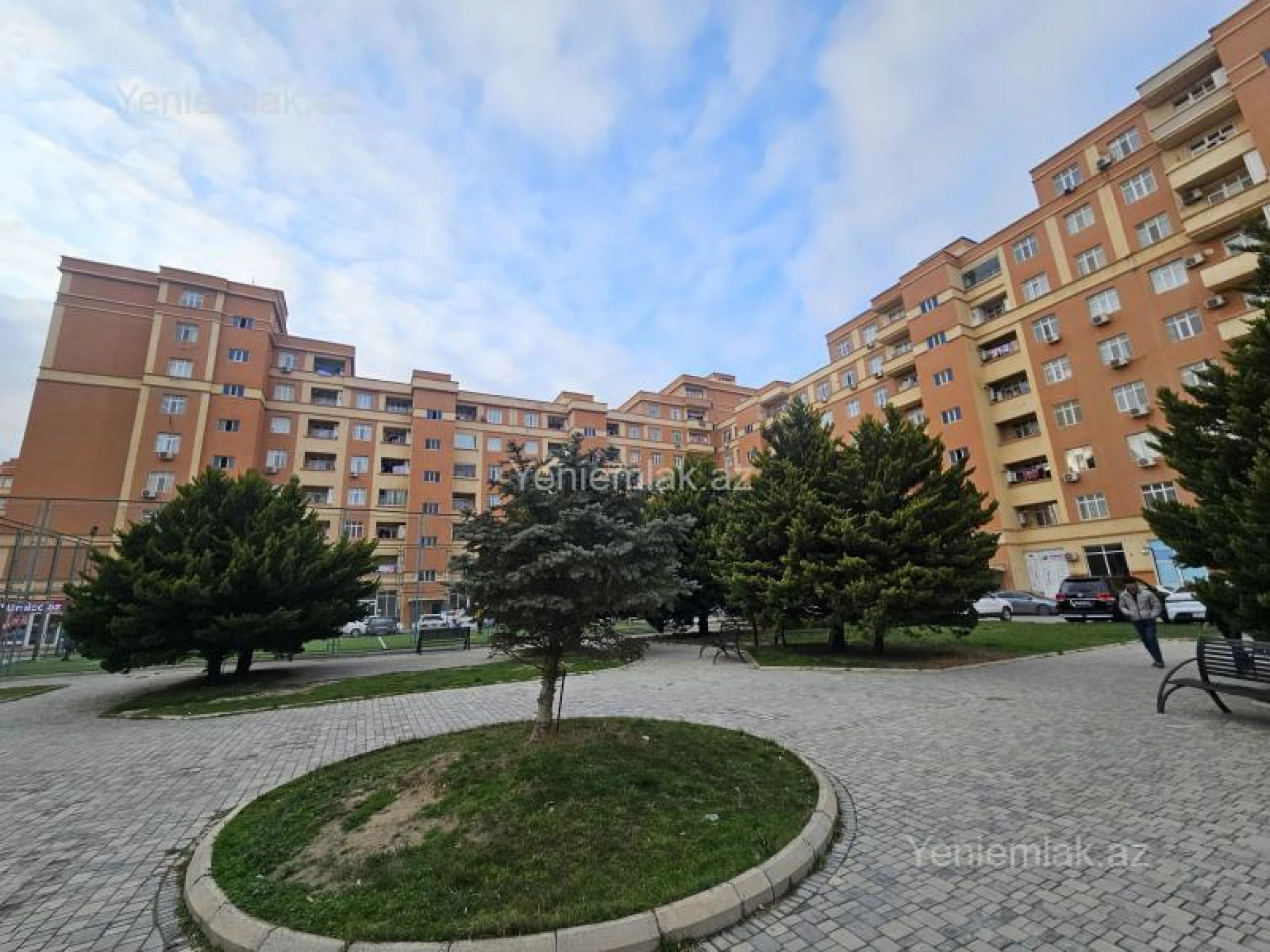 Satılır 2 otaqlı yeni tikili 70 m²