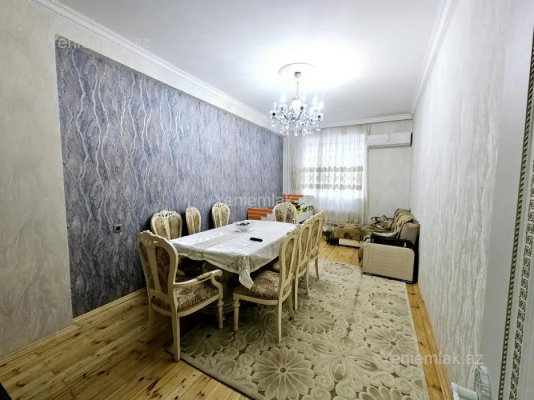 Satılır 2 otaqlı yeni tikili 70 m²