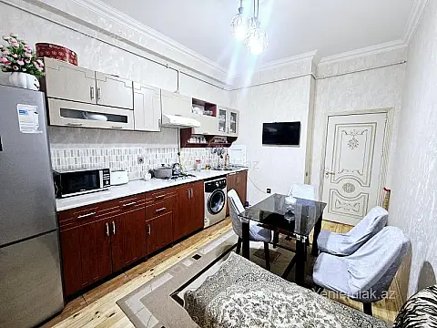 Satılır 2 otaqlı yeni tikili 70 m²