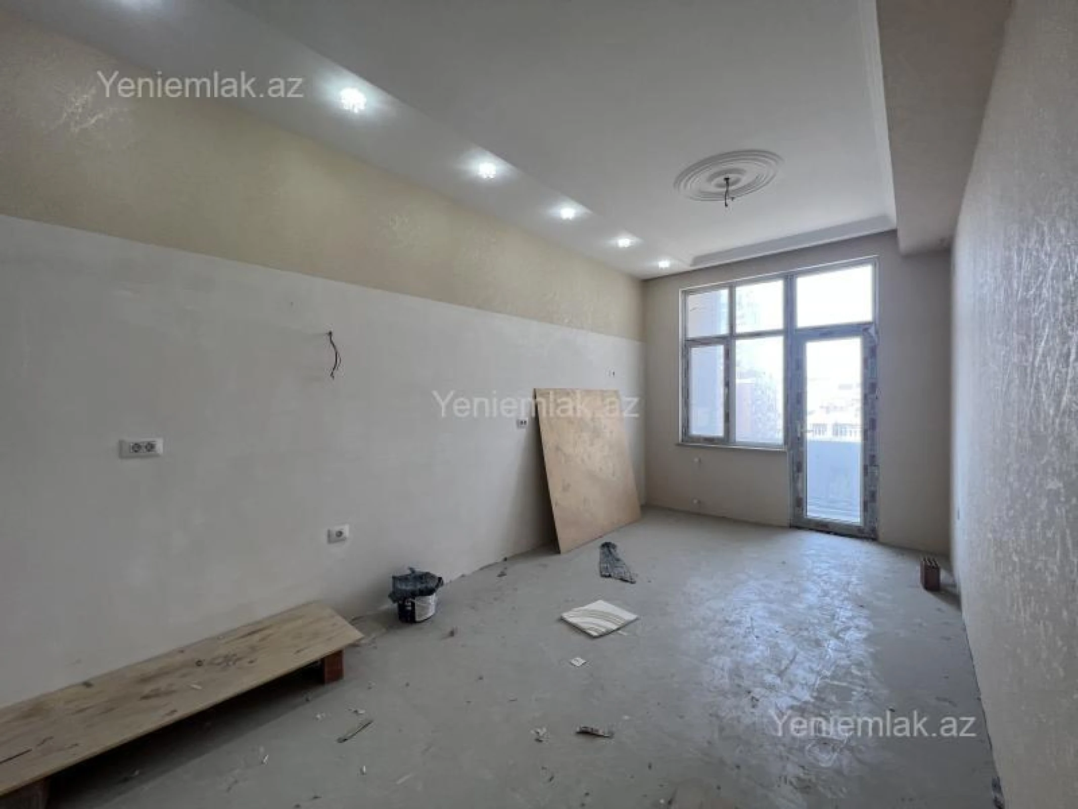 Satılır 4 otaqlı yeni tikili 185 m²