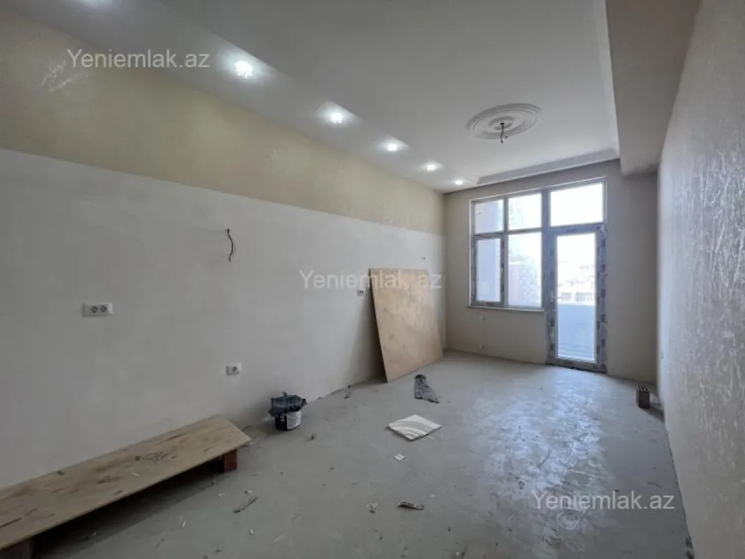 Satılır 4 otaqlı yeni tikili 185 m²