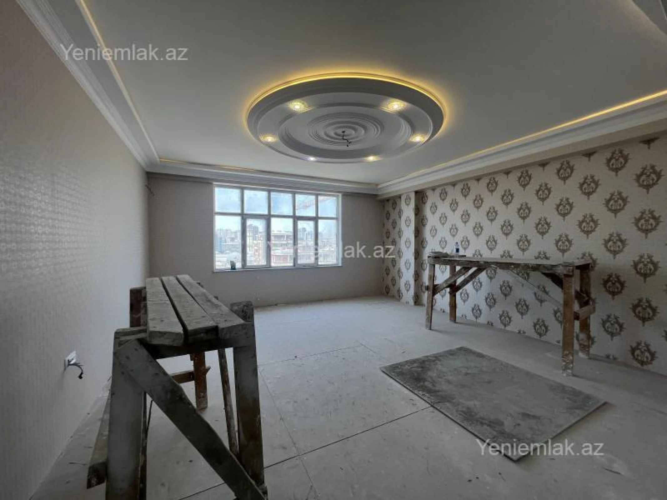 Satılır 4 otaqlı yeni tikili 185 m²