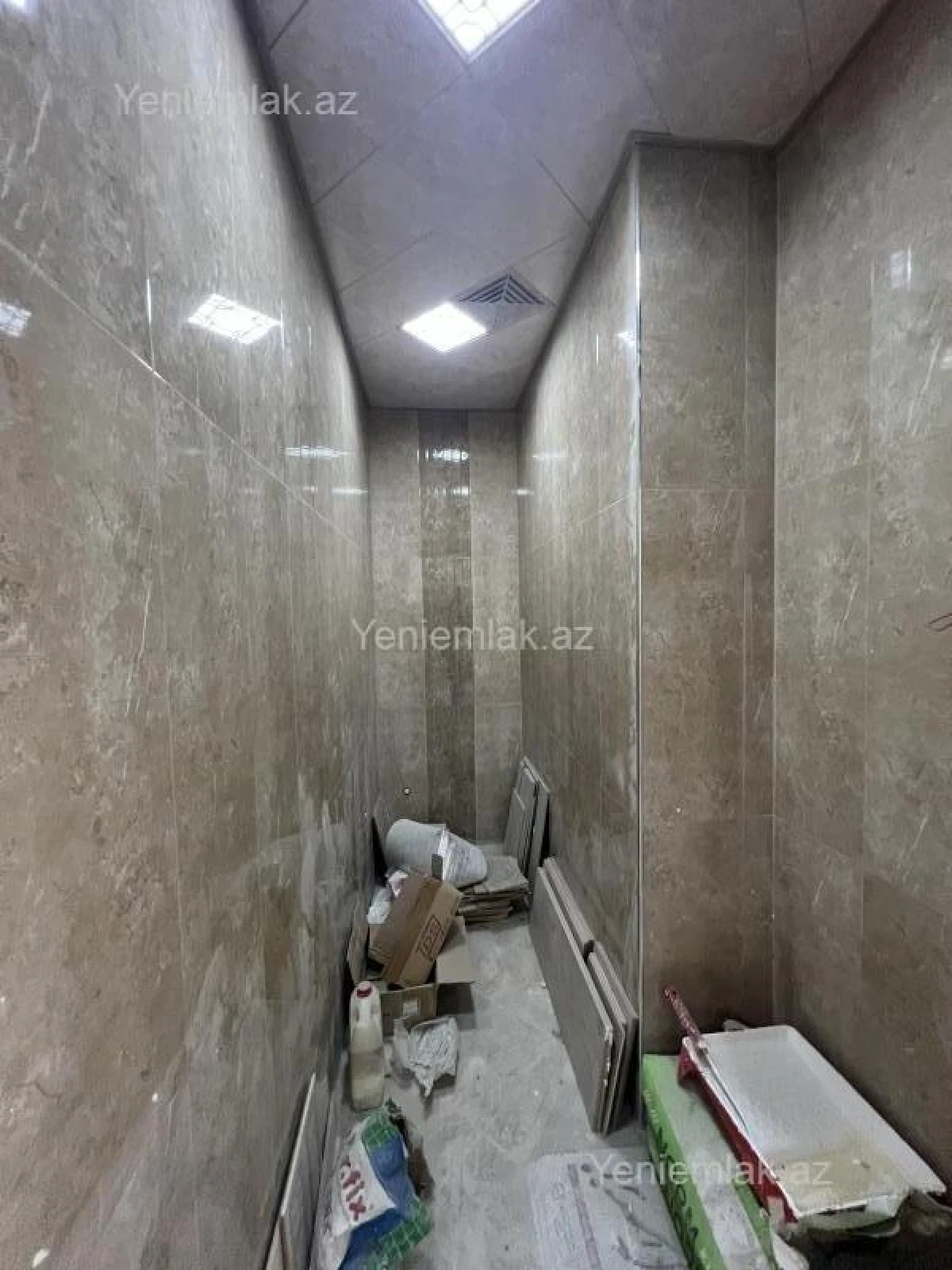 Satılır 4 otaqlı yeni tikili 185 m²