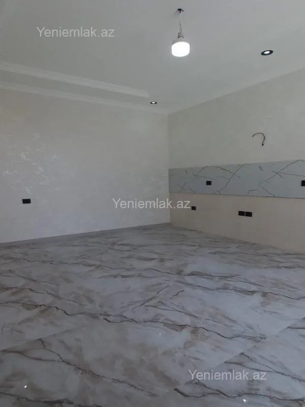 Satılır 4 otaqlı həyət evi 110 m²