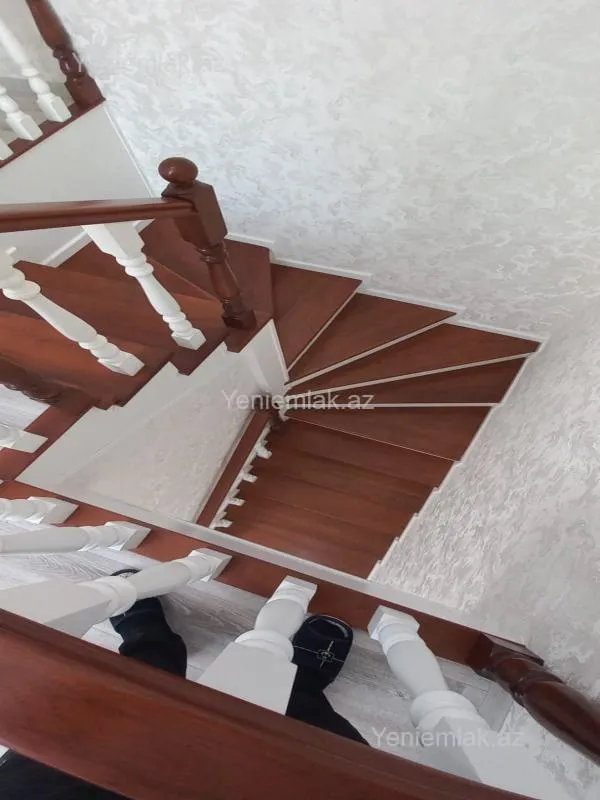 Satılır 4 otaqlı həyət evi 110 m²