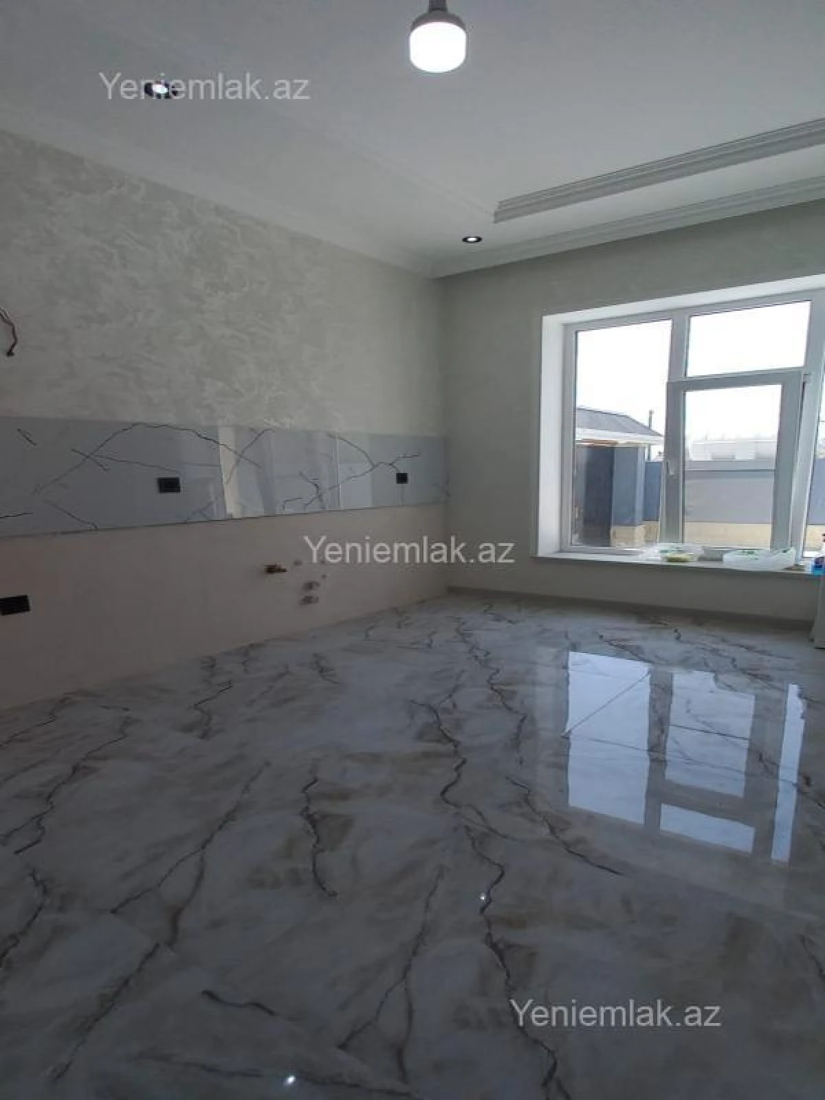 Satılır 4 otaqlı həyət evi 110 m²