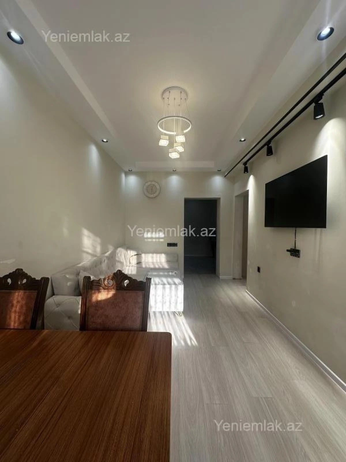 Satılır 3 otaqlı yeni tikili 60 m²