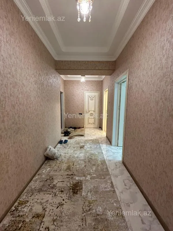 Satılır 2 otaqlı yeni tikili 76 m²