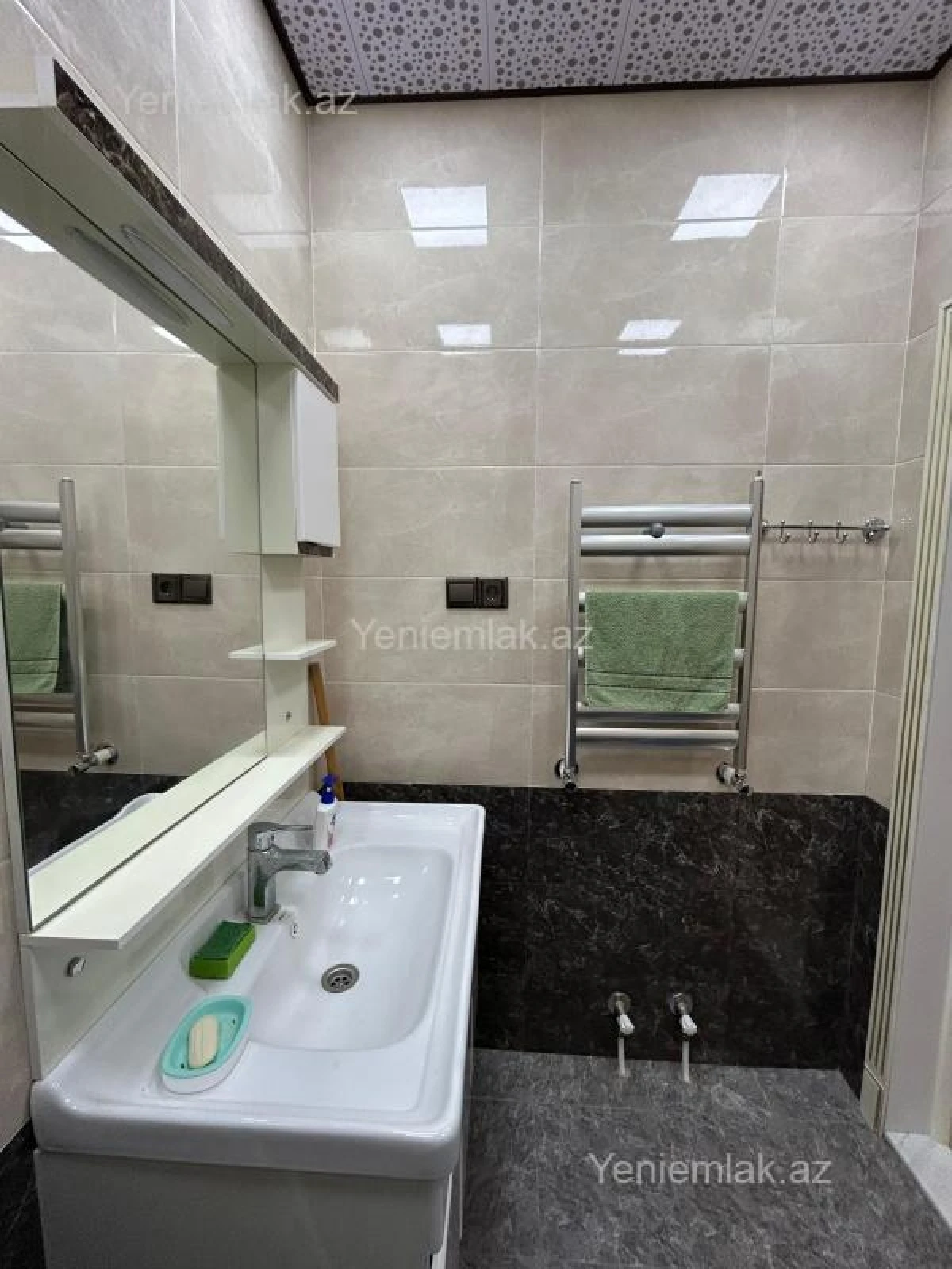 Satılır 2 otaqlı yeni tikili 76 m²