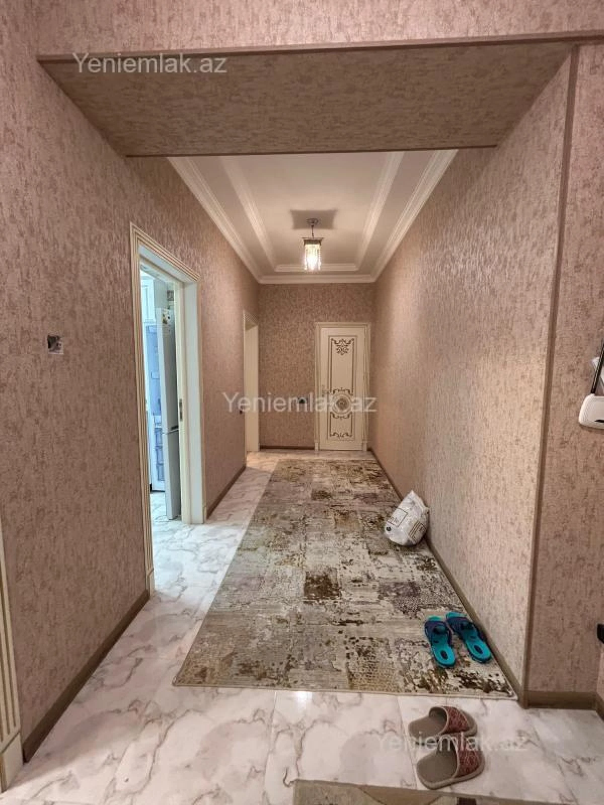 Satılır 2 otaqlı yeni tikili 76 m²