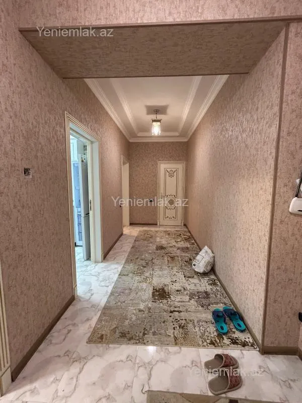 Satılır 2 otaqlı yeni tikili 76 m²