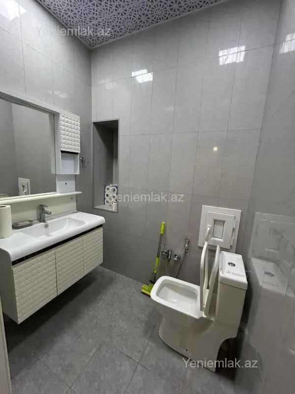 Satılır 2 otaqlı yeni tikili 76 m²