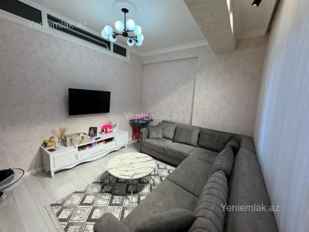 Satılır 2 otaqlı yeni tikili 80 m²