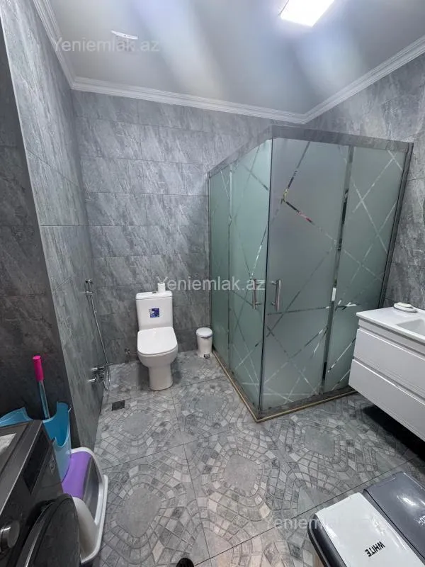 Satılır 2 otaqlı yeni tikili 80 m²