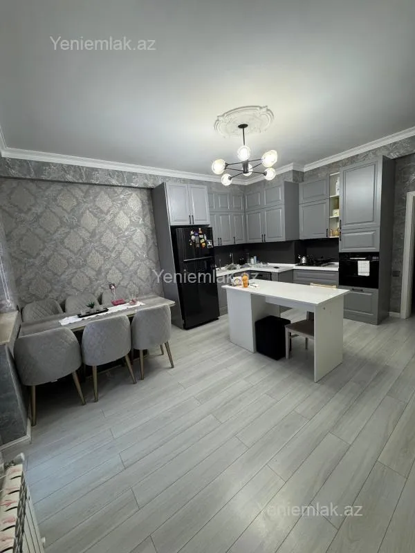 Satılır 2 otaqlı yeni tikili 80 m²