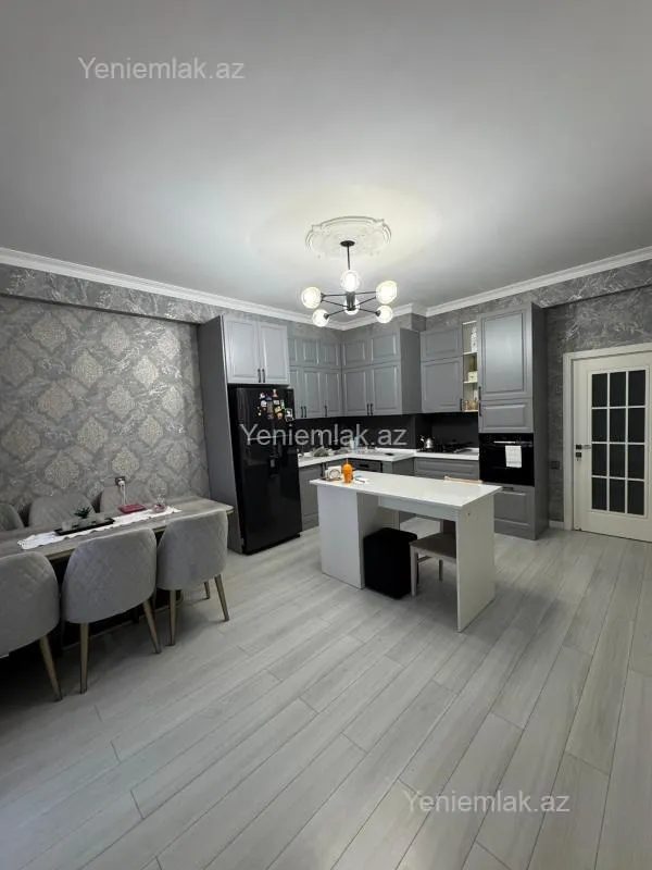 Satılır 2 otaqlı yeni tikili 80 m²