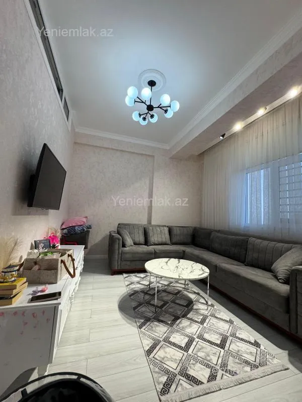 Satılır 2 otaqlı yeni tikili 80 m²