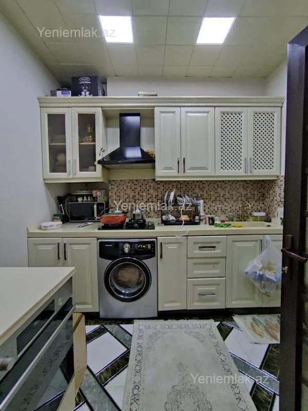 Satılır 3 otaqlı yeni tikili 98 m²