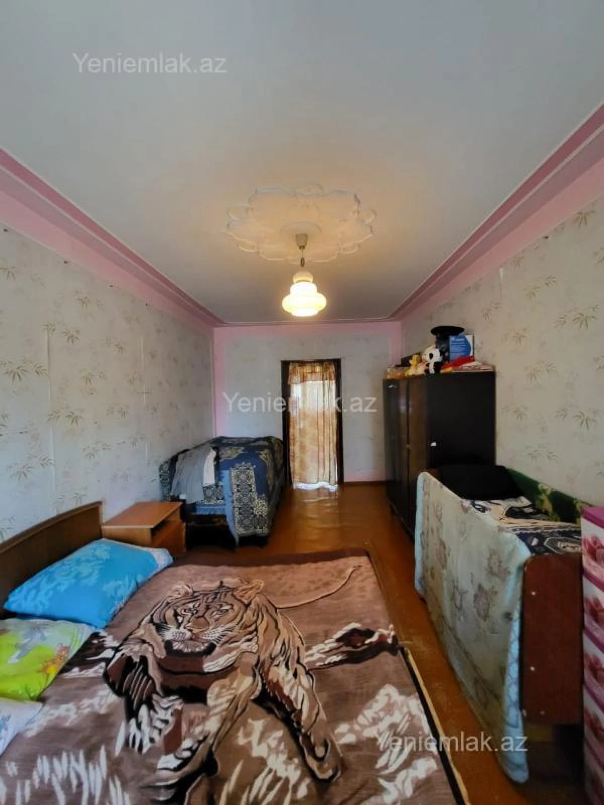 Satılır 3 otaqlı köhnə tikili 74 m²