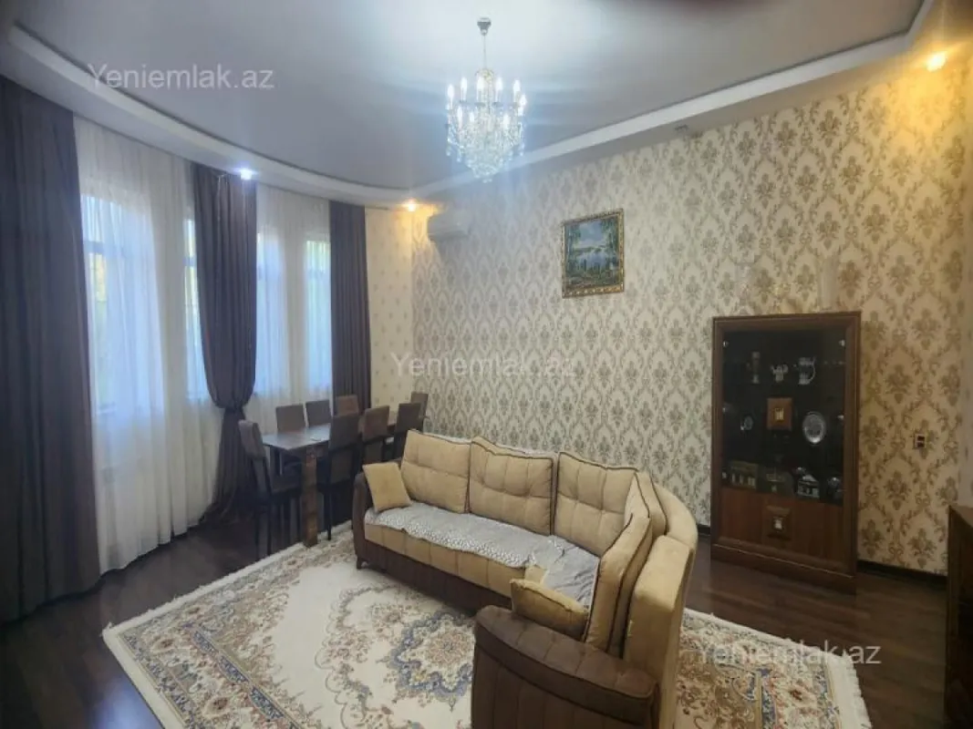 Satılır 4 otaqlı həyət evi 140 m²