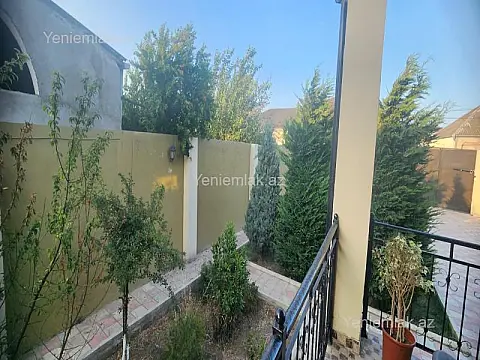 Satılır 4 otaqlı həyət evi 140 m²