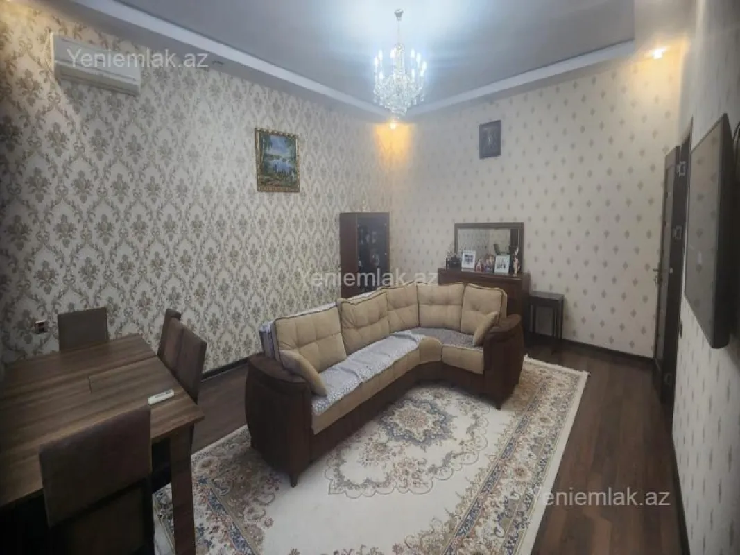 Satılır 4 otaqlı həyət evi 140 m²