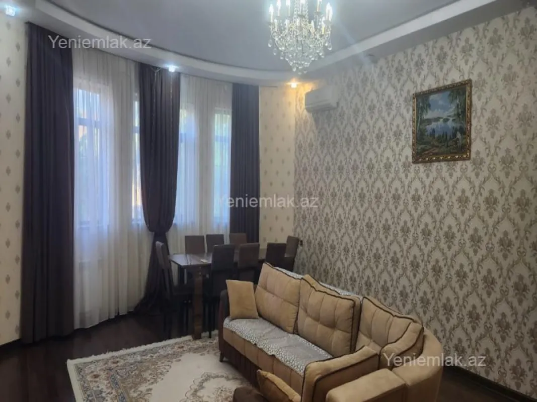 Satılır 4 otaqlı həyət evi 140 m²